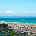 Relaxing Seaside Flat In A Modern Lägenhet Bibione