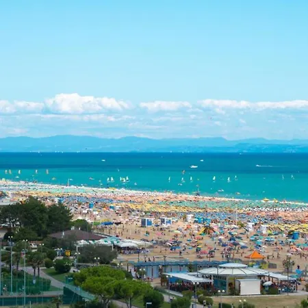 Relaxing Seaside Flat In A Modern Apartment Bibione