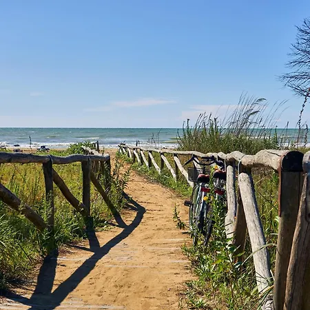 Daire Relaxing Seaside Flat In A Modern Bibione