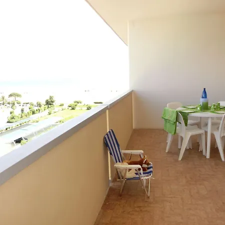 Daire Relaxing Seaside Flat In A Modern